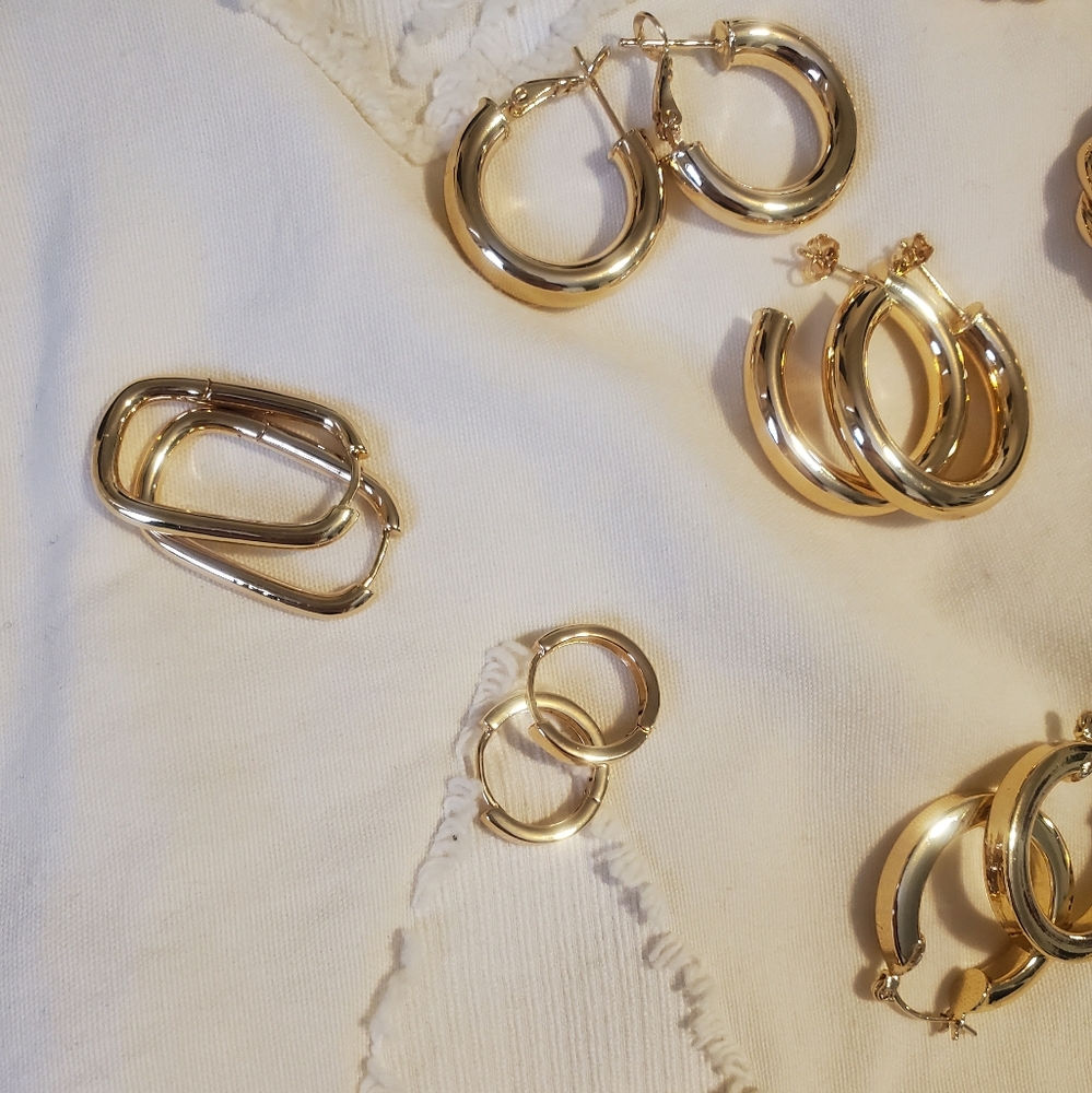 Gold Tone Hoop Earrings Set - Picture 8 of 9